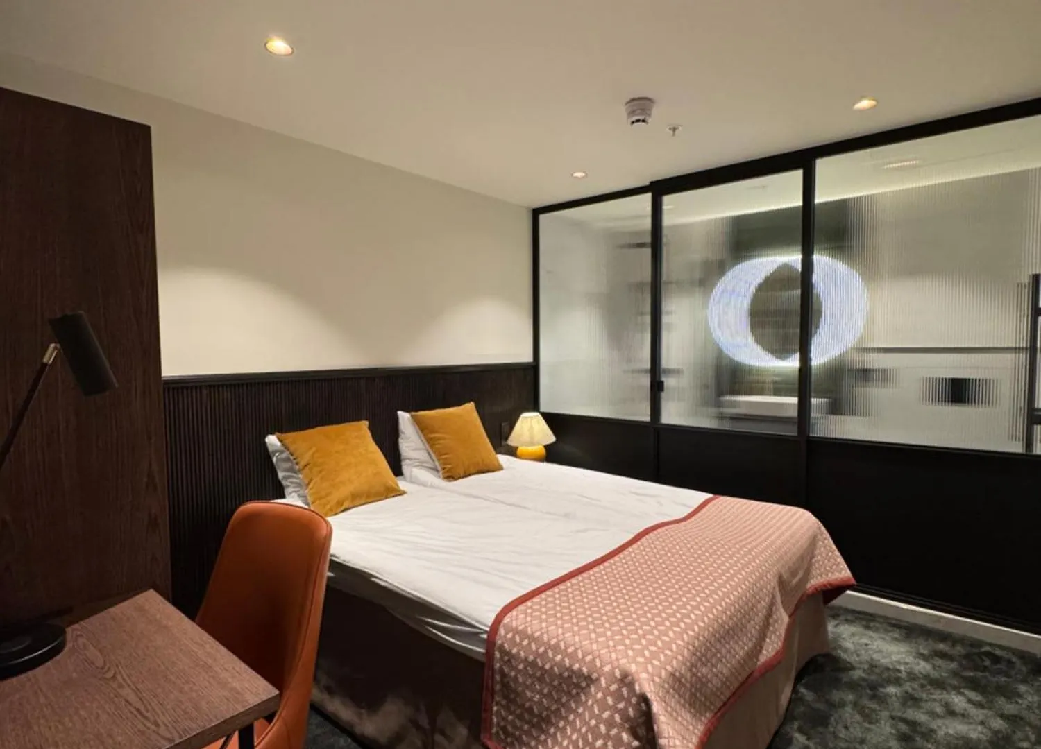 ***  Crystal Plaza Hotel Stockholm Sweden